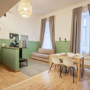  Apartamento Cosy In Terezvaros W41